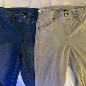 HUE jeggings jean leggings small - 2 pairs lot